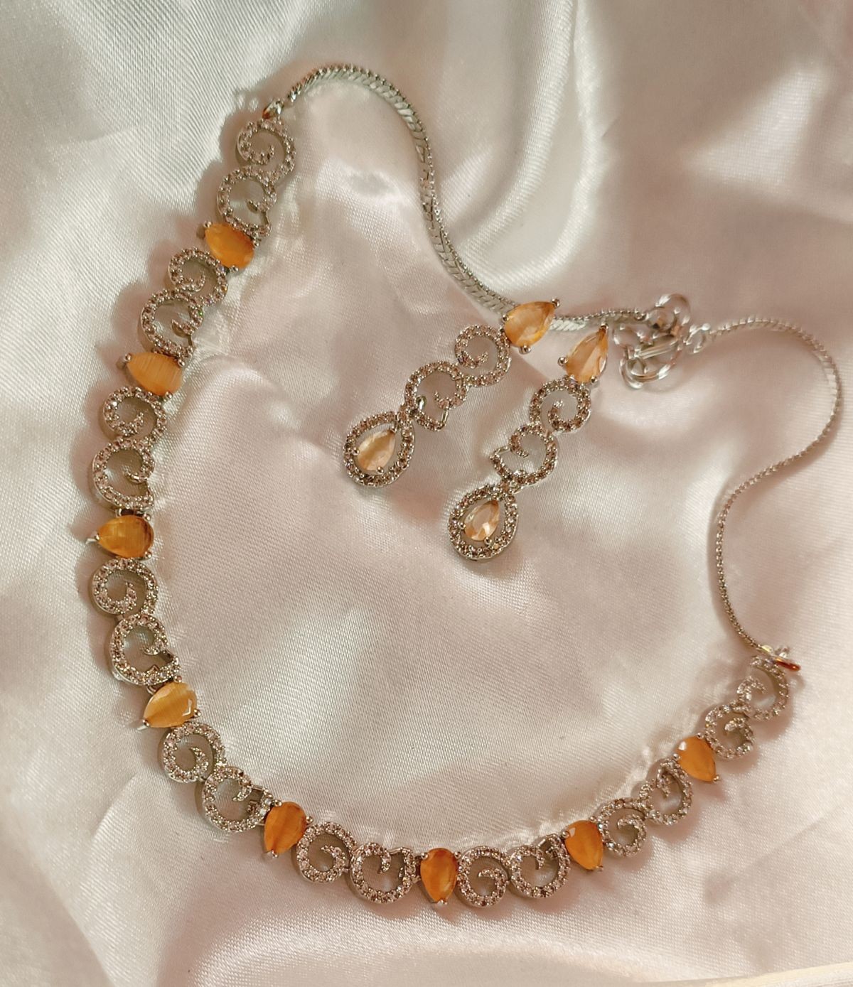 AD beautiful Orange stone Earrings thumbnail 2