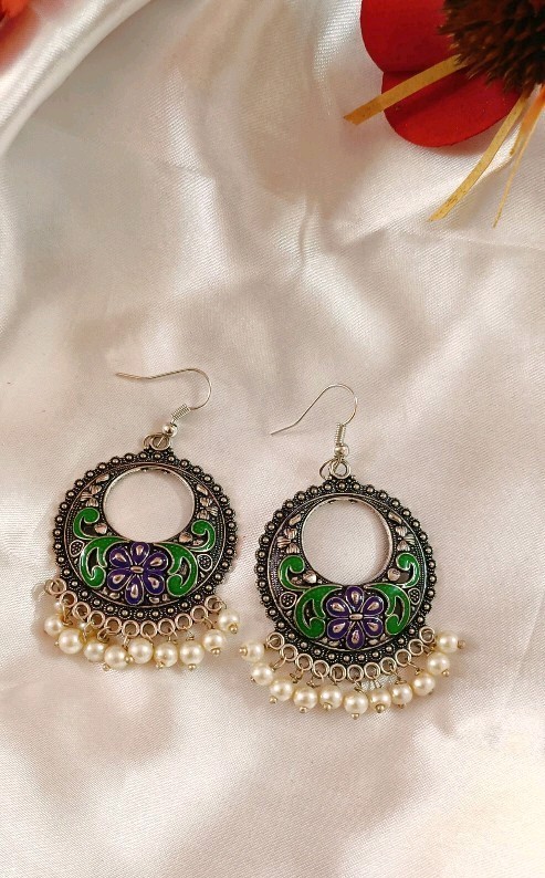 Hand painted premium quality Earrings